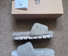 Ugg fur slippers size 38