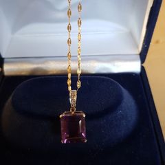 10 ct gold Amethyst and Diamonds pendant