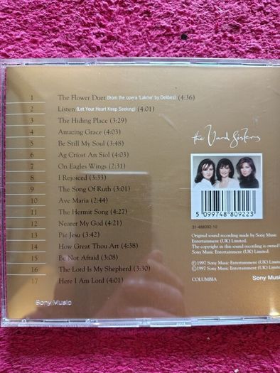 5 CDs.  The Vard Sisters, Anuna, Finbar Wright, Ronan Tynan