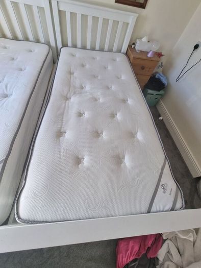 Single mattress
