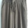 BRAND NEW Ladies Trousers: Size 10 Image 2