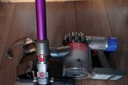 Dyson v8