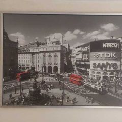 London Piccadilly Circus Framed Wall Art (140x100cm)