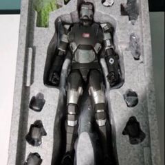 Hot Toys War Machine Ironman 3