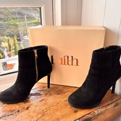 Faith Boots