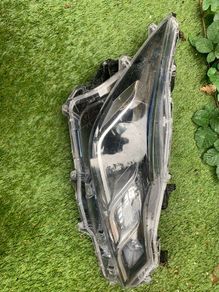 toyota Corolla salon headlight