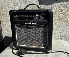Small Guitar Amplifier