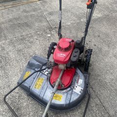 HONDA UM616 self drive Lawnmower/weed cutter - UM616