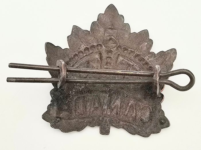 WW1 Canadian Army Cap Badge