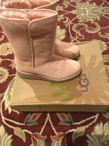 Genuine UGG Boots size EU-40, UK-7