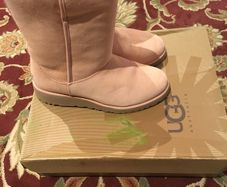 Genuine UGG Boots size EU-40, UK-7