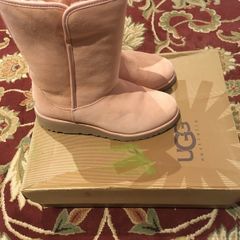 Genuine UGG Boots size EU-40, UK-7