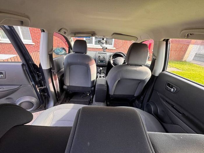 Nissan Qashqai interior