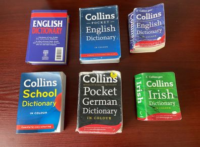 Collins English/ Irish/ German Dictionary