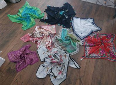 Lot of 8 square scarves