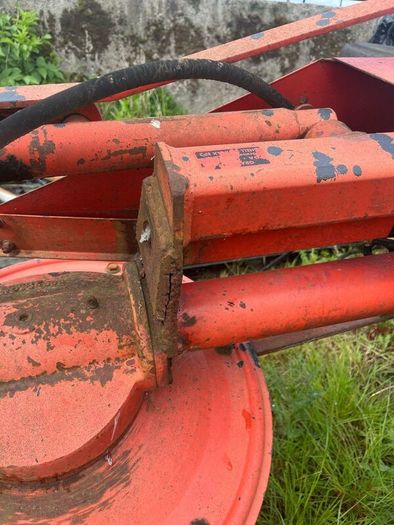 Kuhn mower + Tedder