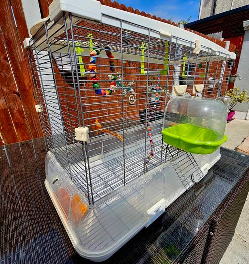 Vision by Hagen double bird cage.