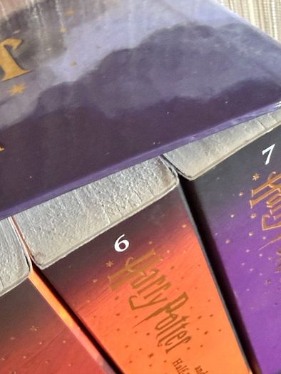 Harry Potter - The Complete Series Box Set. Paperbacks. Bloomsbury.