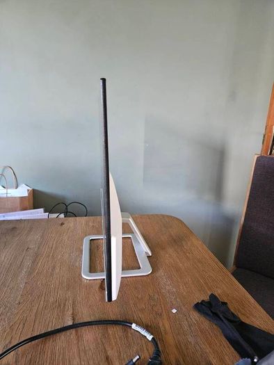 HP 24ea monitor