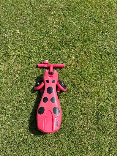 Scuttlebug Beetle 3 wheel ride on