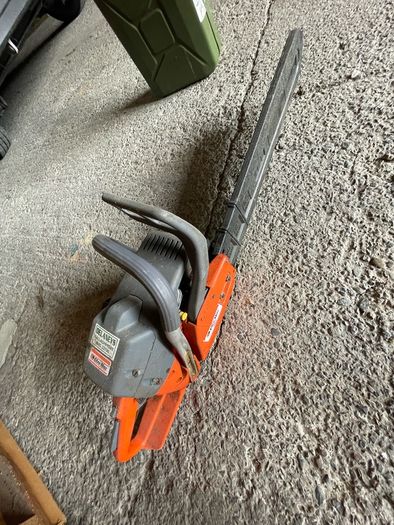 chainsaw