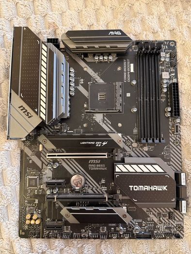 Msi Mag B550 Tomahawk Motherboard Atx - Supports Amd Ryzen 3rd Gen Processors, Am4, Ddr4 Boost (4866mhz/oc), 1 X Pcie 4.0 X16, 1 X 3.0 X16, 2 X M.2, Hdmi, 2.5g Lan