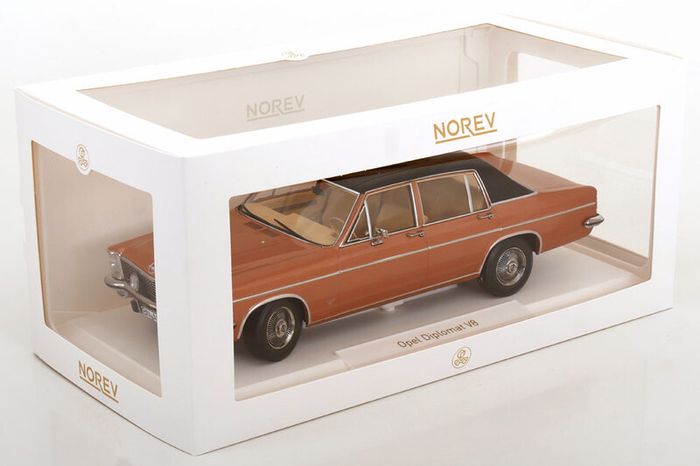 Opel Diplomat V8 1989 - Norev - 1/18 - New in Box