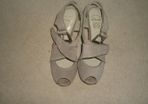 CLarks beige sandals