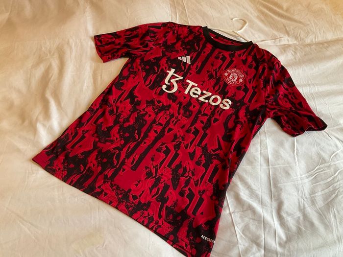 Adidas Manchester United Man UTD 23/24 Prematch Jersey (red/black) Age 15 16