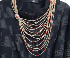 Jade and coral neckpiece