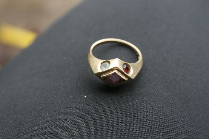 Vintage 375 Gold Ring  9 Carat Yellow Gold Ring 2,8g