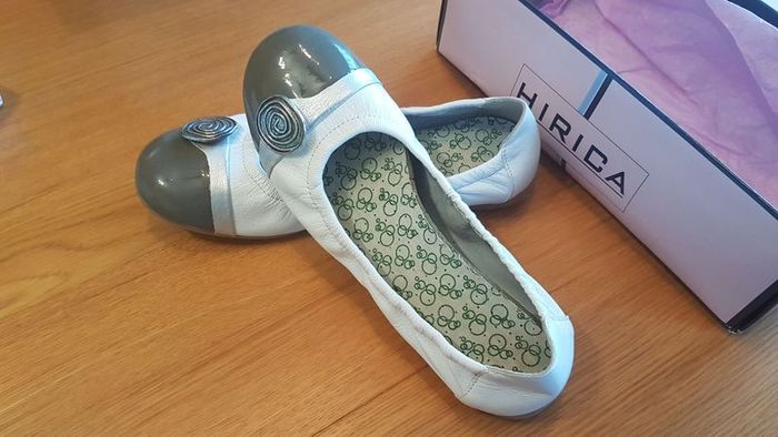 Gorgeous Soft Leather Hirica Ballet Flats/ Shoes Size 37 UK 4