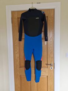 C-skins 5/4/3 mm back zip wetsuit