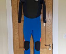 C-skins 5/4/3 mm back zip wetsuit