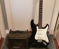 Encore Guitar and Small Amp