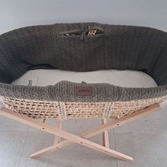 Green sheep moses basket