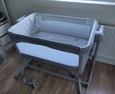 Chicco Next 2 Me Magic2 (Grey) - Bundle