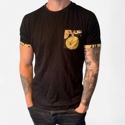 Man T-shirt