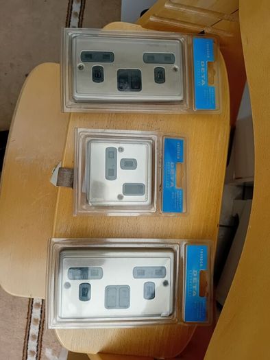 3 brand new electrical sockets.2 x twin sockets + 1 single. Photo shows price of double in B+q. Selling 3 together.bargain  at this price