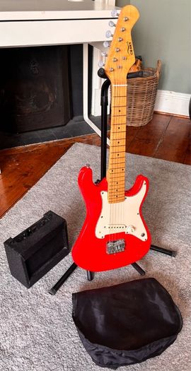 Kids Electric Guitar + Amp