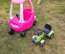Kids vehicles - car and tractor