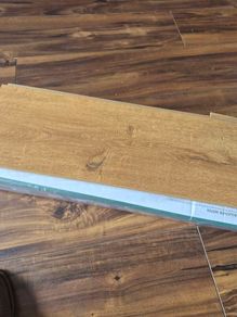 pack of laminate floors
