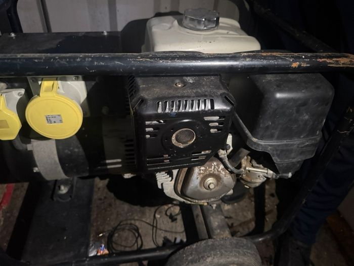 Honda GX390 Generator