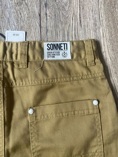 BNWT Sonneti Chinos 10-12