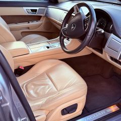 Jaguar XF 2015