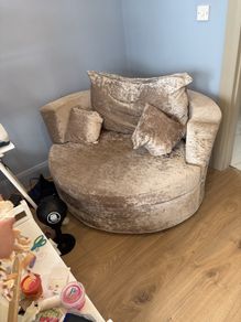 swivel chair