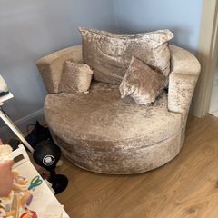 swivel chair
