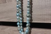beautiful pearl necklace