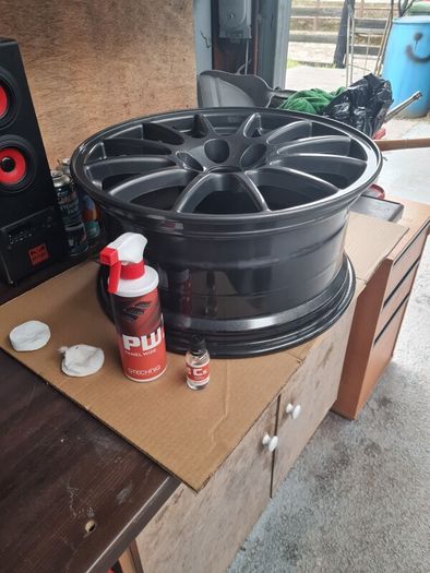 Mitsubishi Evo X 18" Enkei Alloy Wheels