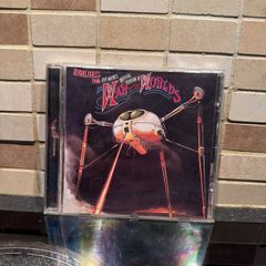 c.d war of the worlds